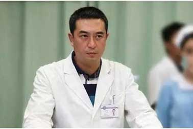 此劇必火：只因張嘉譯做了這件事。。。。。。